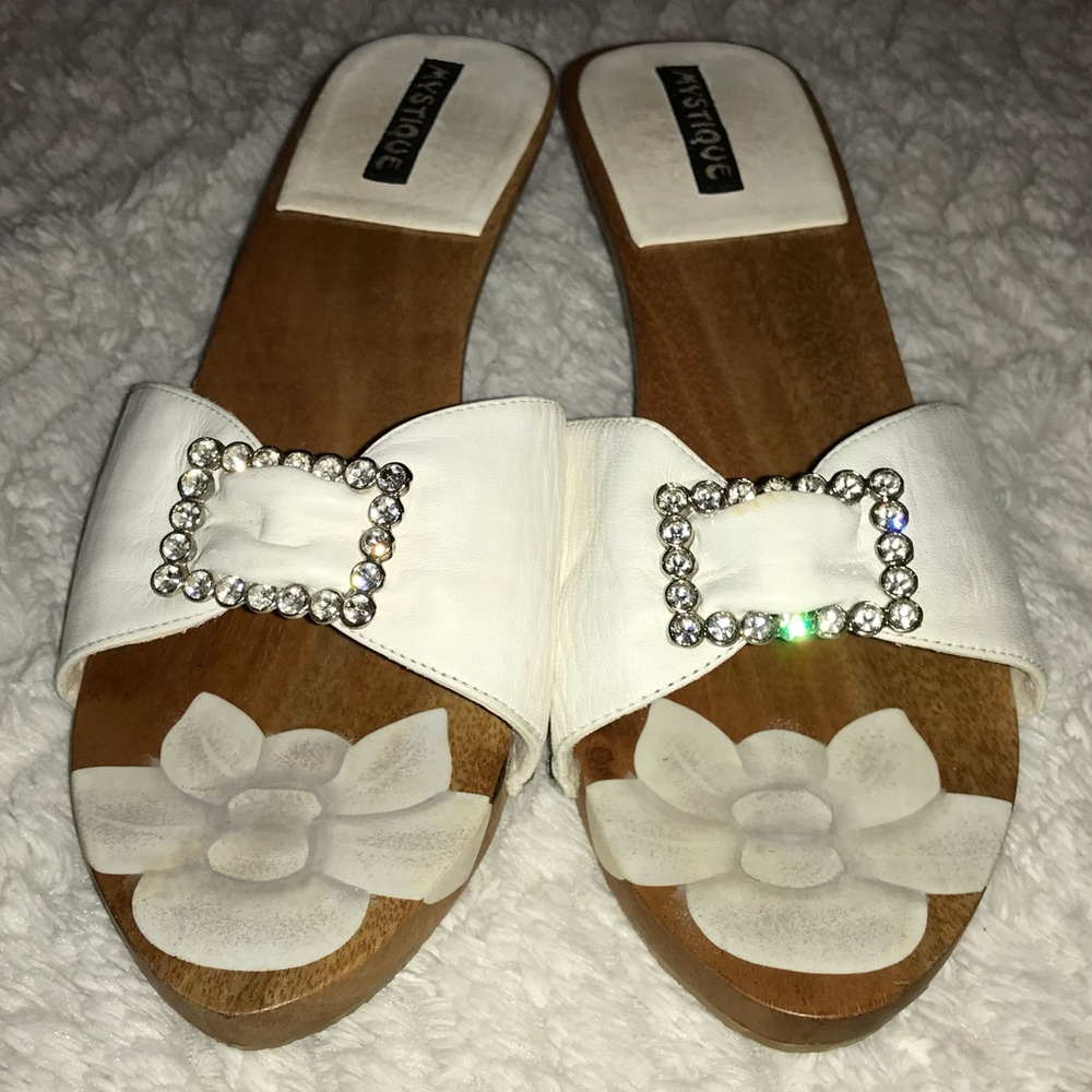 Mystique Leather Jewel Buckle Kitten Slides White - Picture 3 of 6